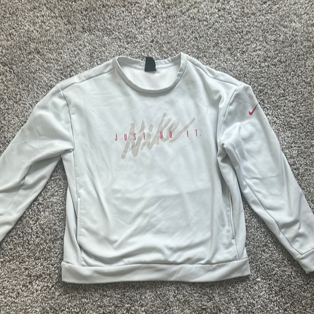 Nike White Boxy Long Sleeve Sweatshirt